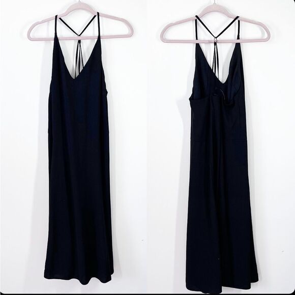 Topshop Dresses & Skirts - Topshop black‎ strappy v neck midi dress